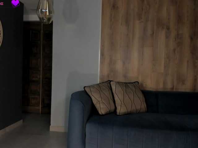 MaryLewis live cam preview