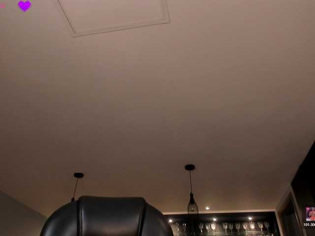 MaryLewis live cam on BongaCams