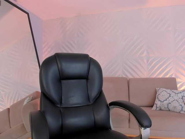 MaryLewis live cam on BongaCams