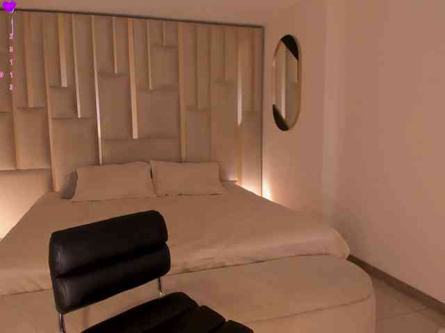 MaryLewis webcam