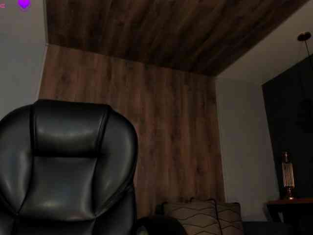 MaryLewis webcam