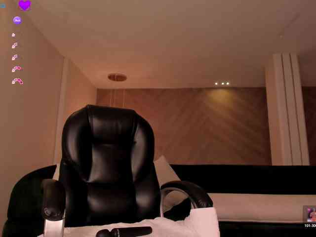 MaryLewis webcam