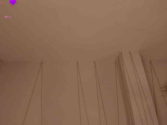 MaryLewis webcam