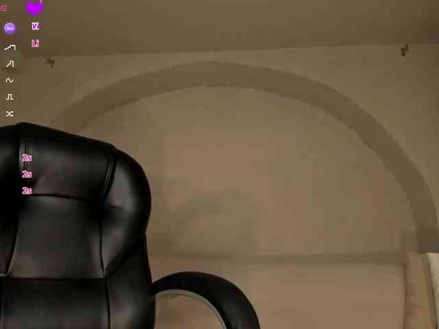 MaryLewis webcam