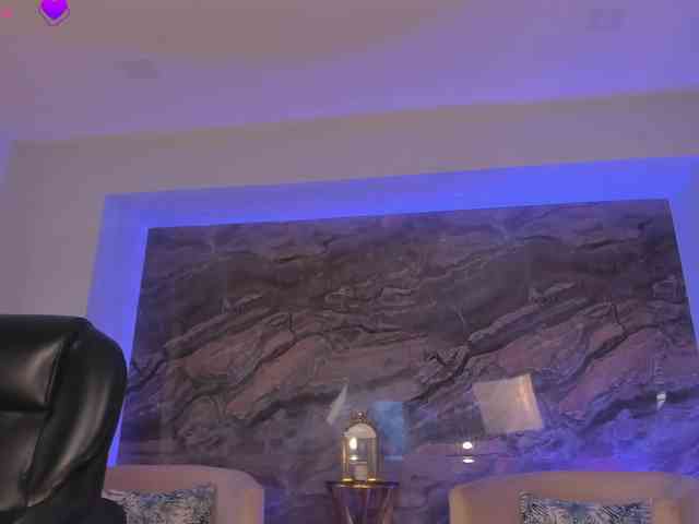 MaryLewis webcam