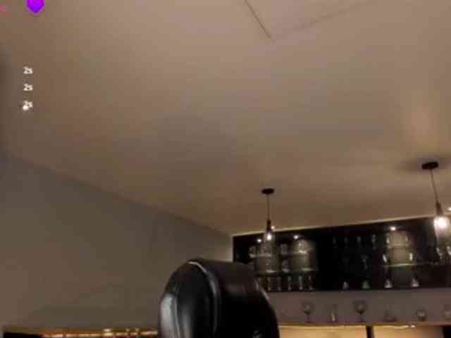MaryLewis webcam