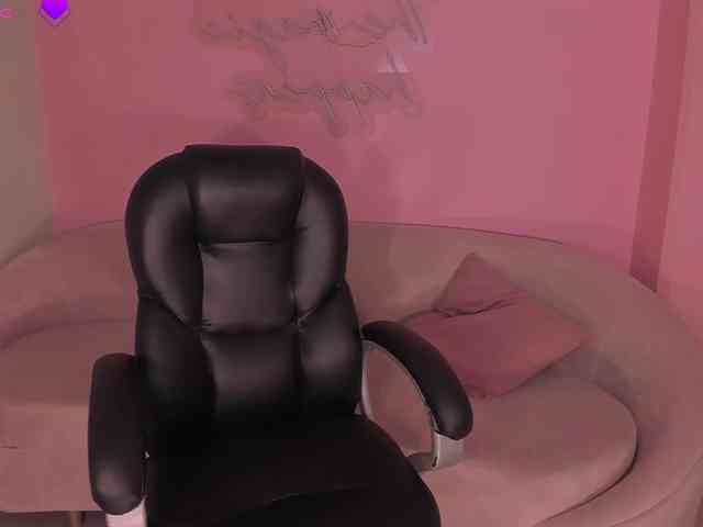 MaryLewis webcam