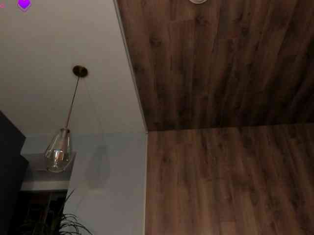 MaryLewis webcam