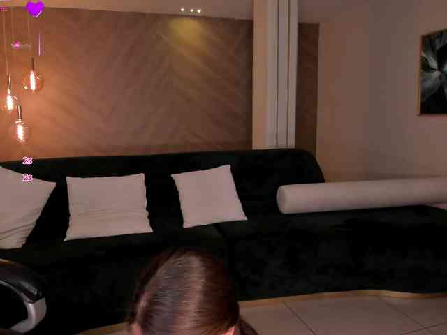 MaryLewis webcam