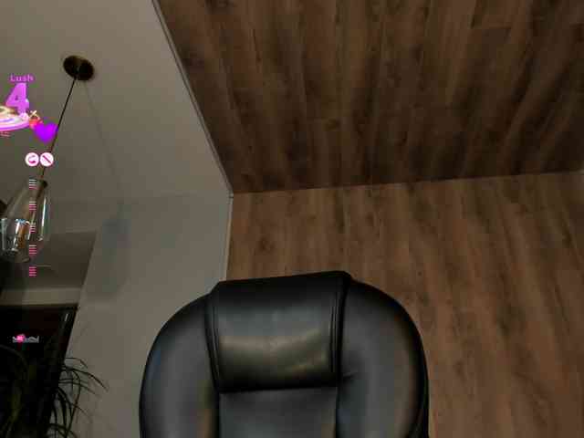 MaryLewis webcam