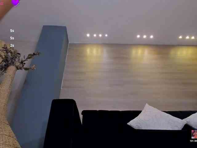 MaryLewis webcam