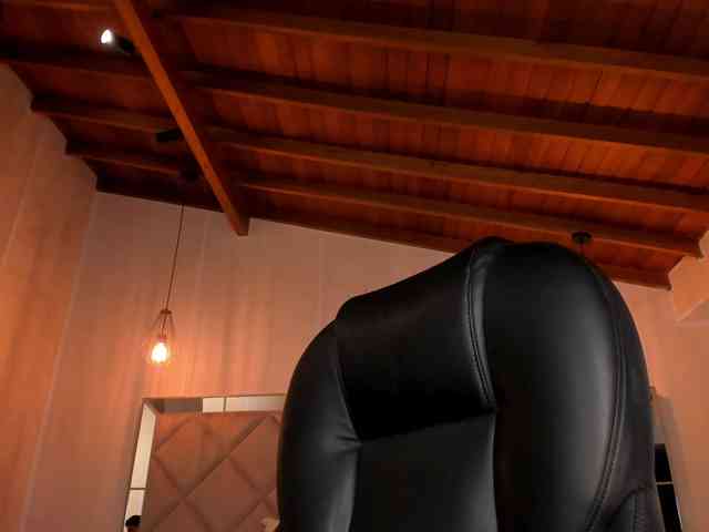 MaryLewis webcam
