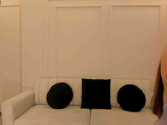 MaryLewis webcam