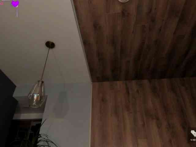 MaryLewis webcam
