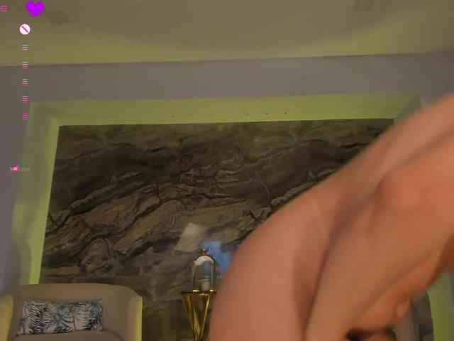 MaryLewis webcam