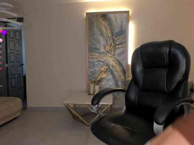 MaryLewis webcam