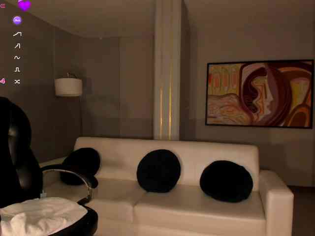 MaryLewis webcam