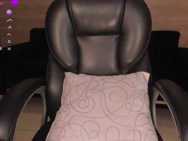 MaryLewis webcam