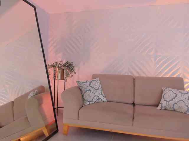 MaryLewis webcam