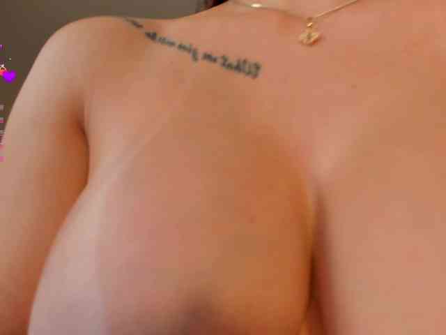 MaryLewis webcam
