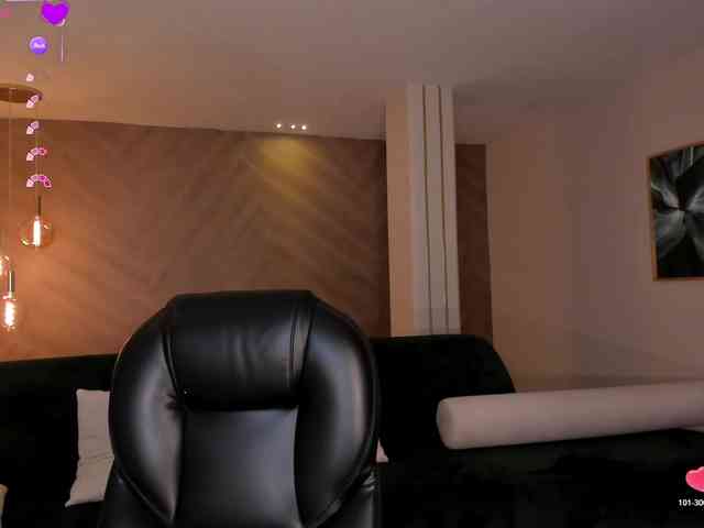 MaryLewis webcam