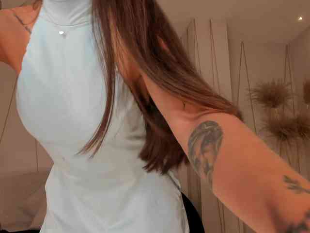 MaryLewis webcam