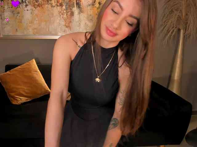 MaryLewis webcam