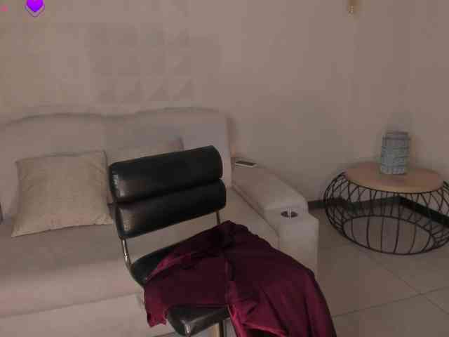 MaryLewis webcam