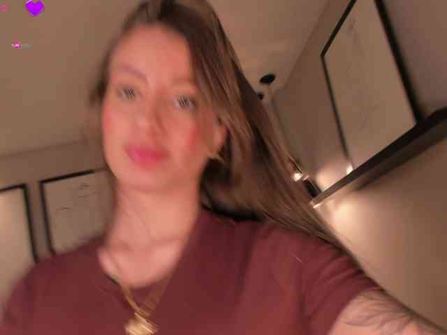 MaryLewis webcam