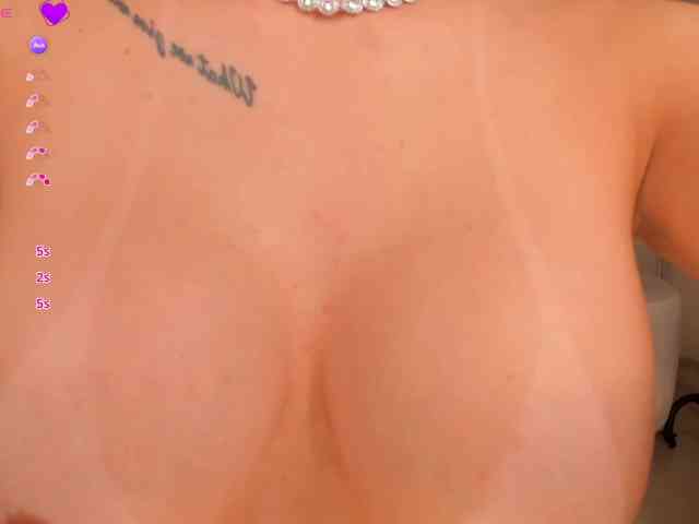 MaryLewis webcam