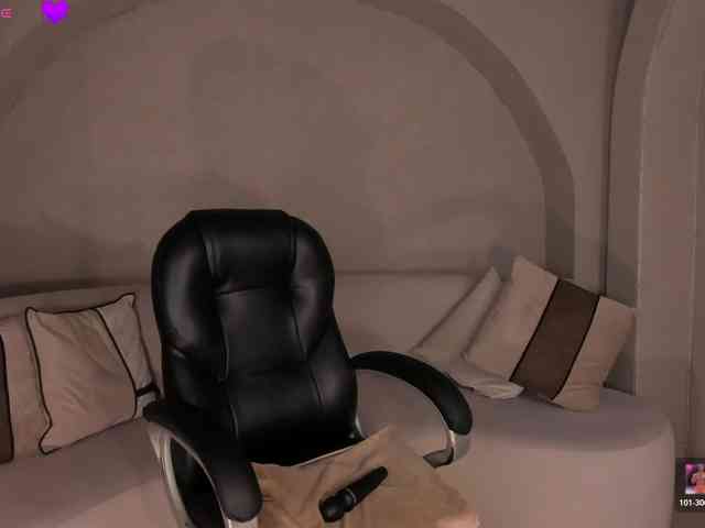 MaryLewis webcam