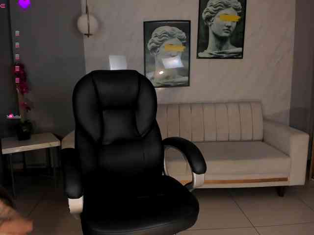 MaryLewis webcam