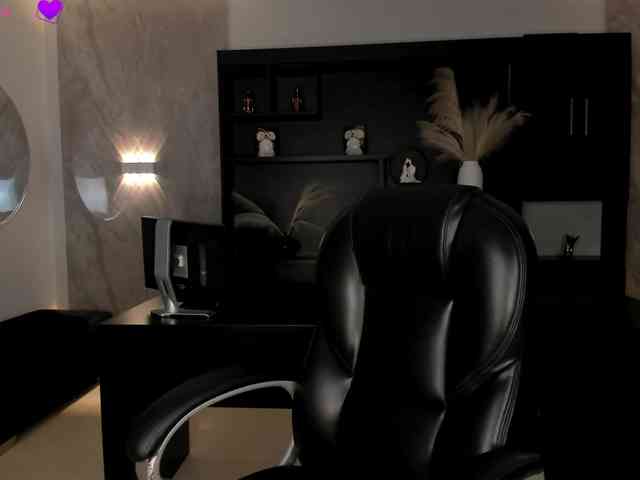 MaryLewis webcam