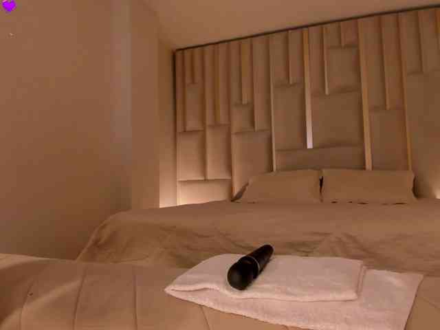 MaryLewis webcam