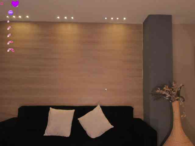 MaryLewis webcam