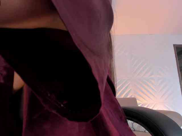 MaryLewis webcam