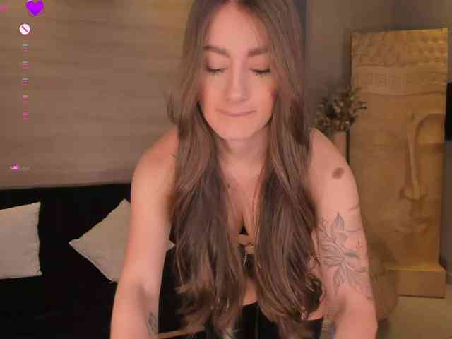 MaryLewis webcam