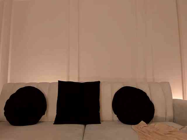 MaryLewis webcam