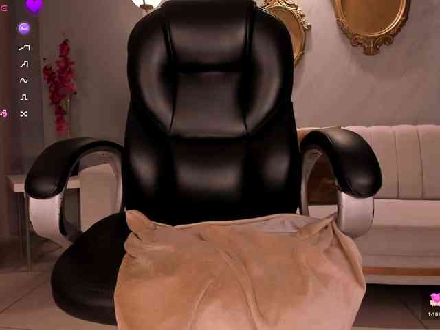 MaryLewis webcam