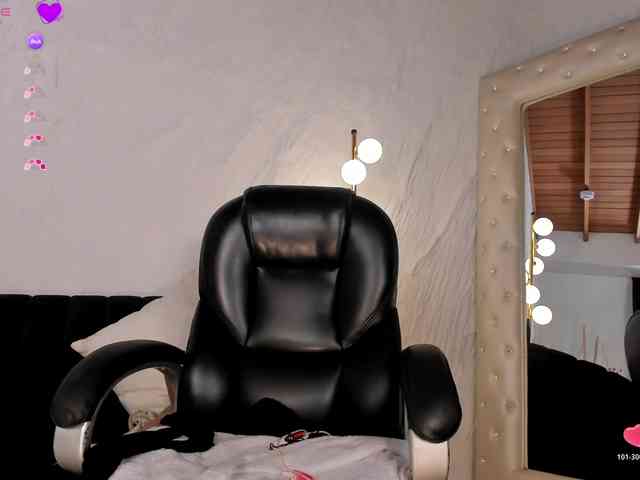MaryLewis webcam