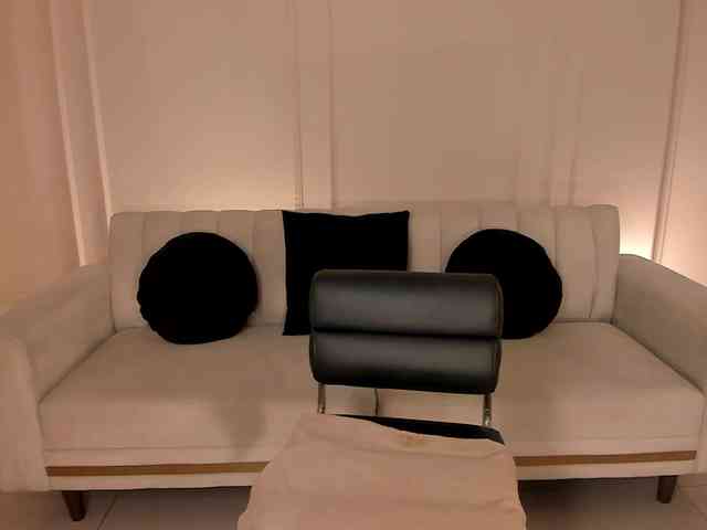 MaryLewis webcam