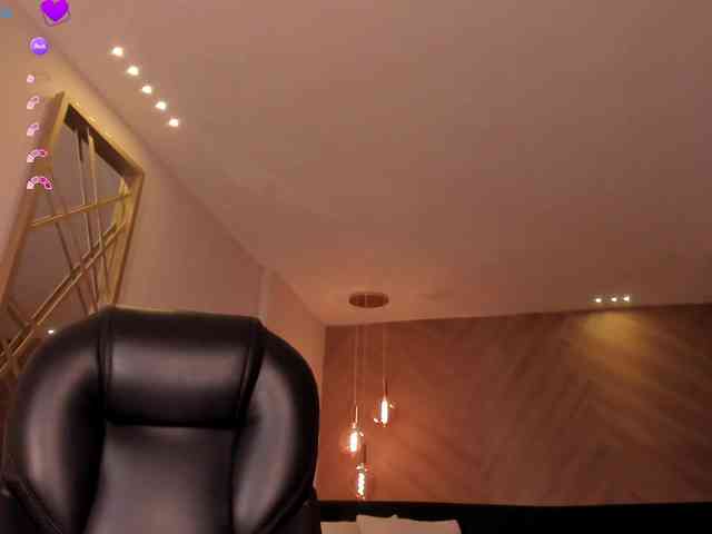 MaryLewis webcam