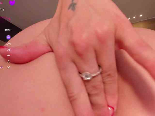 MaryLewis webcam