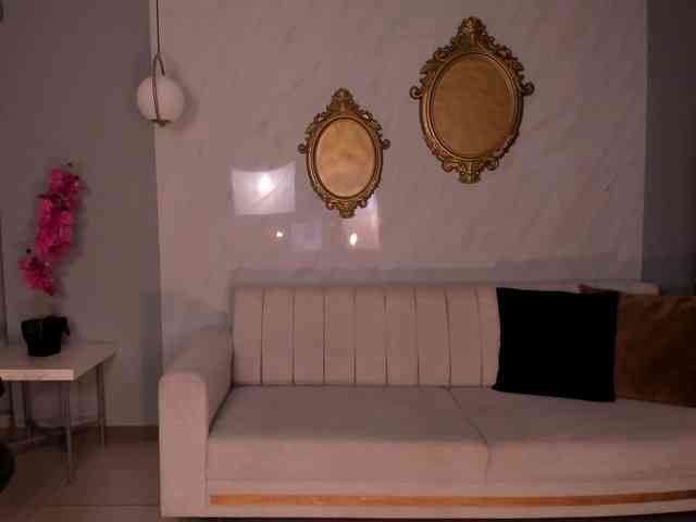 MaryLewis webcam