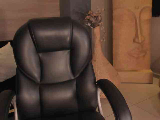 MaryLewis webcam