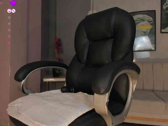 MaryLewis webcam