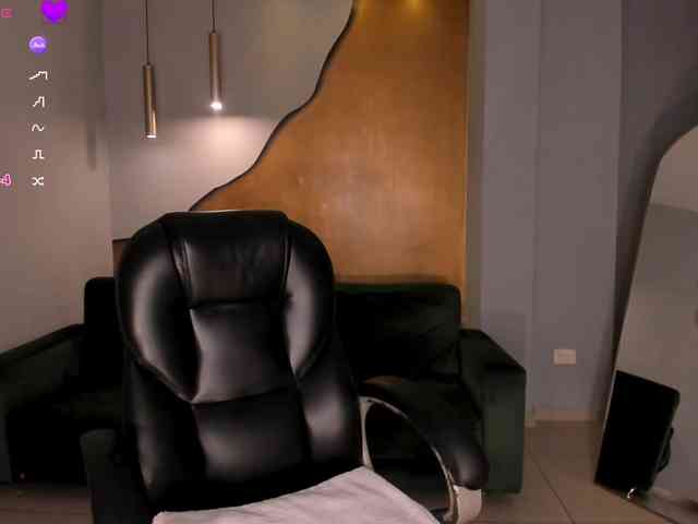 MaryLewis webcam
