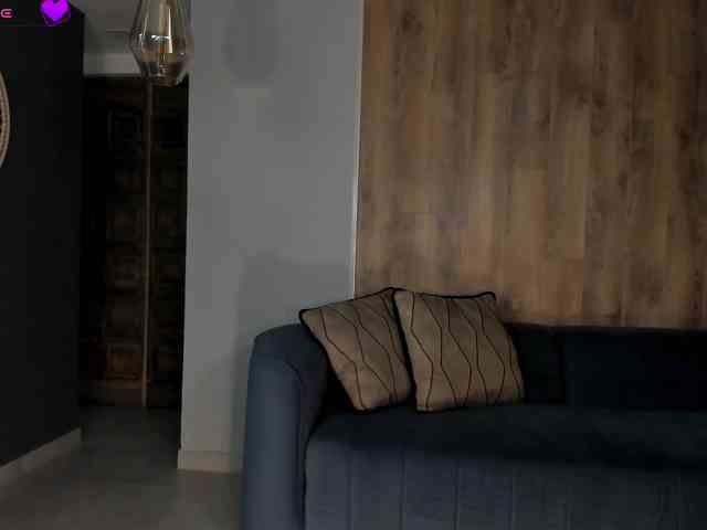 MaryLewis webcam