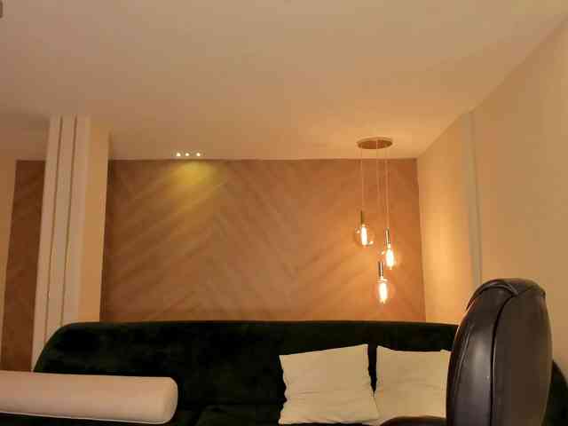 MaryLewis webcam