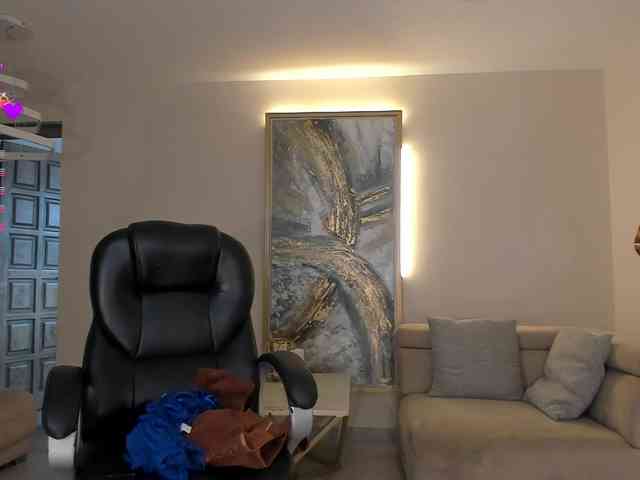 MaryLewis webcam